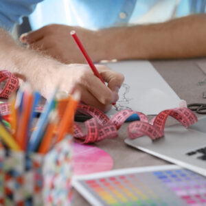 should-i-know-how-to-draw-to-be-a-fashion-designer is drawing necessary in fashion design